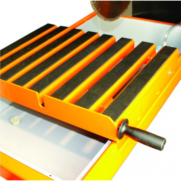 Машина за рязане на тухли, естествен камък и керемида Bisonte KTV 400E